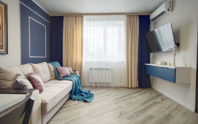 Renta27 na beregu Amura vblizi TC Brosko Moll Flat