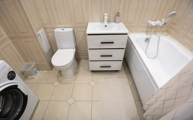 Odnokomnatnaya v Tyumenskoj Slobode Protozanova 10/2 Flat