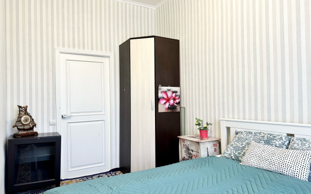 Апартаменты SpbStay с 3 спальнями на Некрасова 1