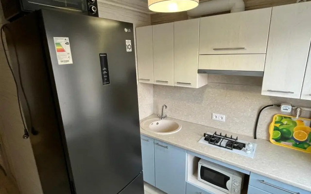 Апартаменты Железнодорожников, 8