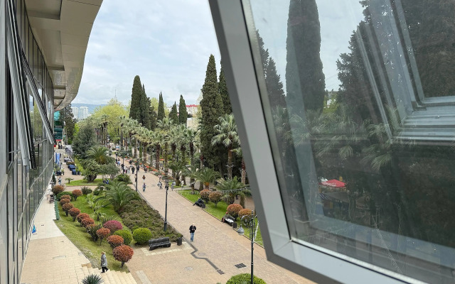 inSochi v samom centre Sochi na Navaginskoj N338 Apartments