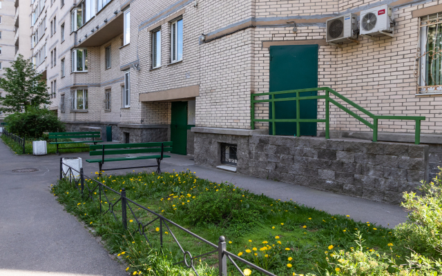 SutkiLive Hoff U m. Ploschadi Muzhestva Apartments