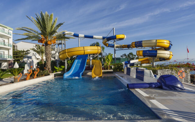 Corendon Playa Kemer