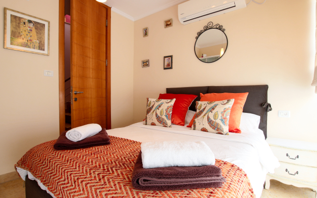 Penthouse & Jacuzzi In Neve Tzedek By Feelhome Apartments