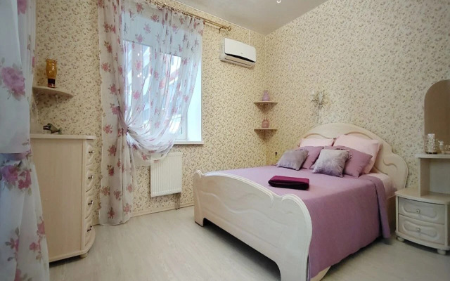 Dizaynerskaya Renta27 U Aeroporta Flat
