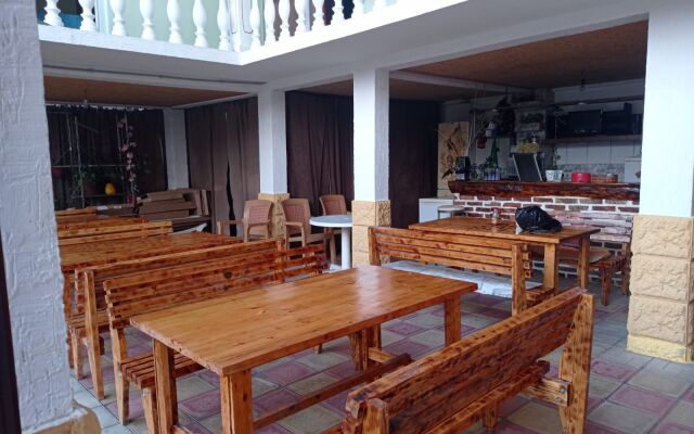 "San-Mariya" Guest House