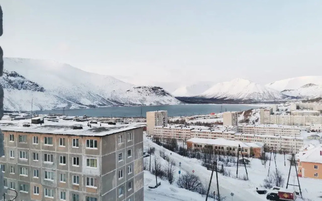 Komfortnaya studiya ryadom so sklonom Flat