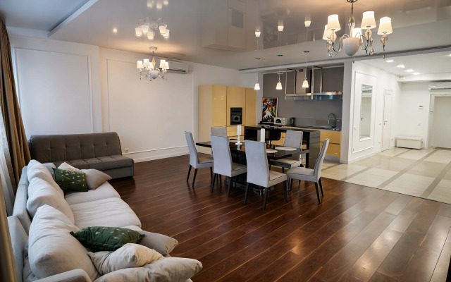 Апартаменты Панорама 28 — Вид на Город 130 м²