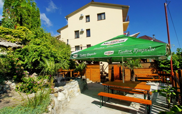 Laza Mini-Hotel