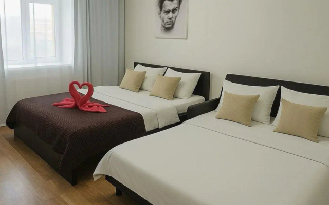 Kutuzova 1 Apartments