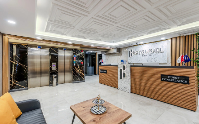 Roys Hotel & Suites Hotel