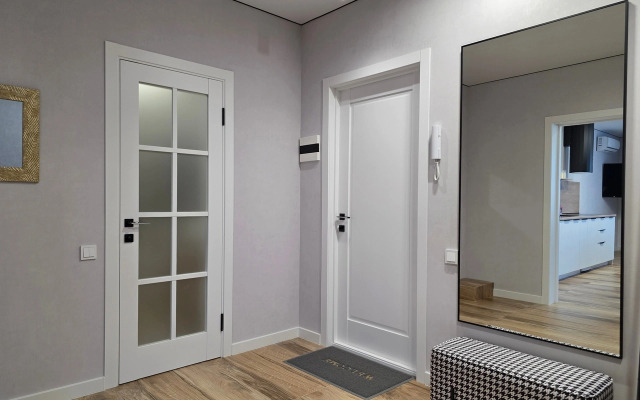 Dizaynerskaya S Vidom Na Gory Flat