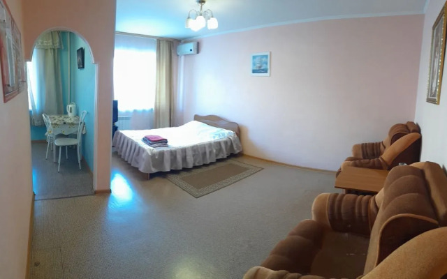 Na Ulitse Leningradskaya 85 Flat