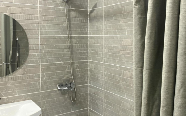 Квартира у метро в 5 минутах от центра города