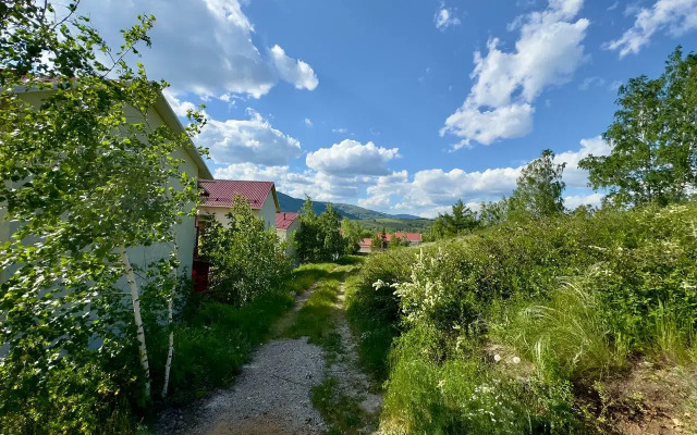 Na Ozere Bannoye Bungalow