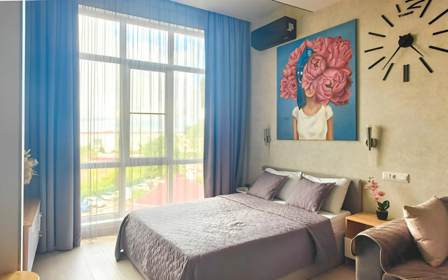 146/Dvyhyrovnevaya Studio v Slile Loft Flat