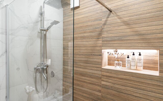 dlya 5 gostej ryadom s akvaparkom Riv'era Apartments