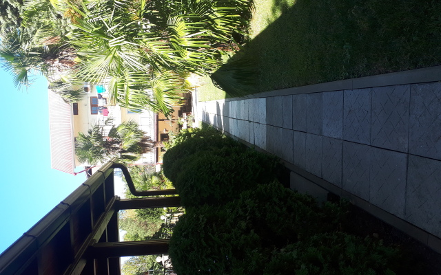 Byili-Zhili Guest house