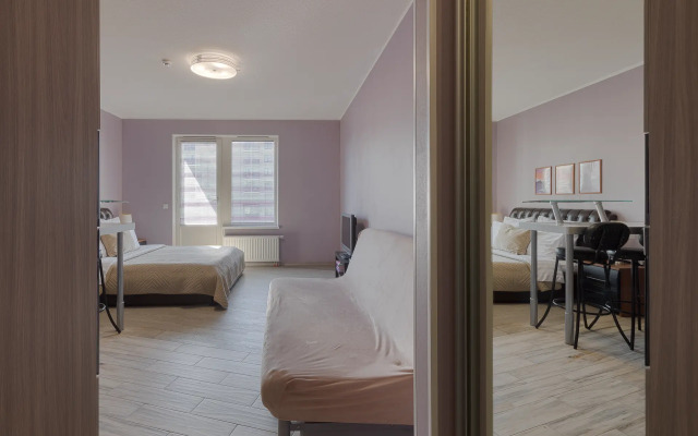 Квартира Лиловая студия на набережной Обводного канала