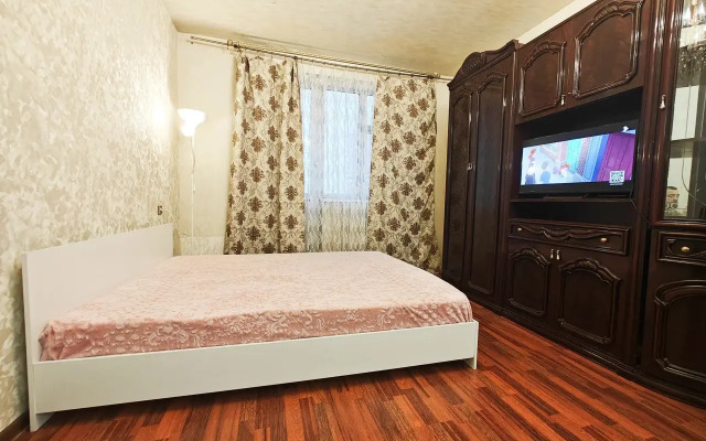 Апартаменты у метро Улица 1905 года