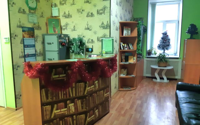 Guest House on Nevsky - Hostel