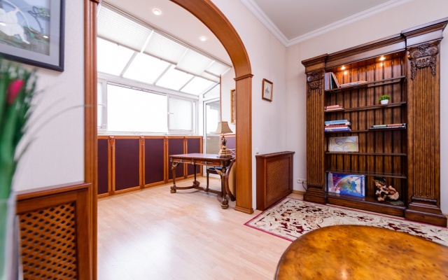 Na 5-m Voykovskom Apartments
