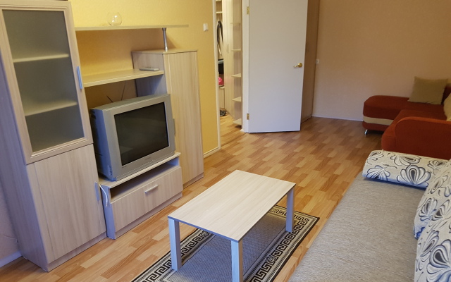 Na Narodnoy 4 Apartments