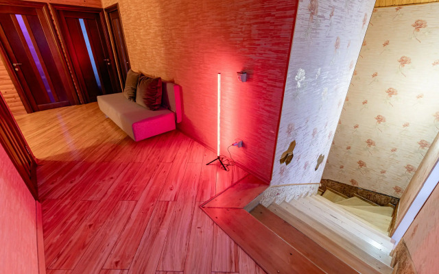 V Beleutovo S Basseynom I Saunoy Private house