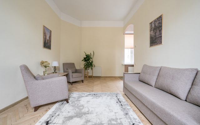 Апартаменты Чайковского 39б