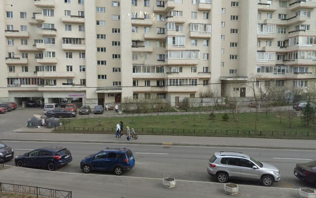 Teply Bereg V Otlichnom Dome Apartments