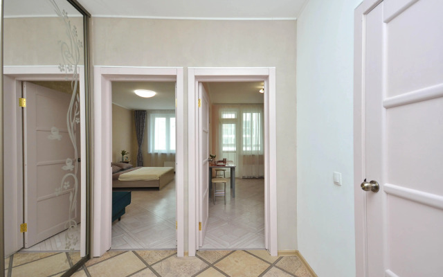 Uyutnaya kvartira na Planete Apartments