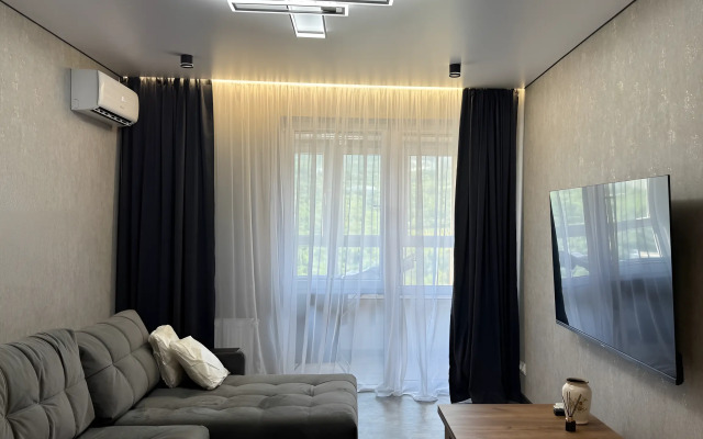 Uyutnaya Kvartira V Kurortnom Gorode Yalta Flat