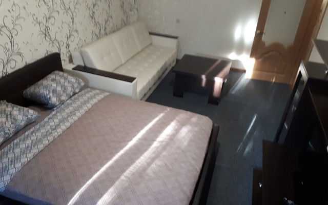 Aday Na Tsentralnoy Ulitse Apartments