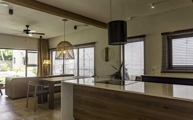 Serenity Residences & Spa, Kokrobite Beach Hotel