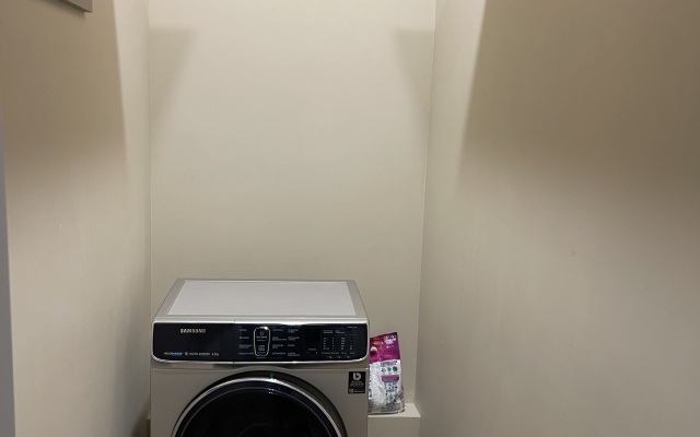 Dvukhkomnatny Lyuks Flat