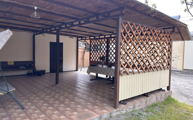 Otdyih V Loo Guest House