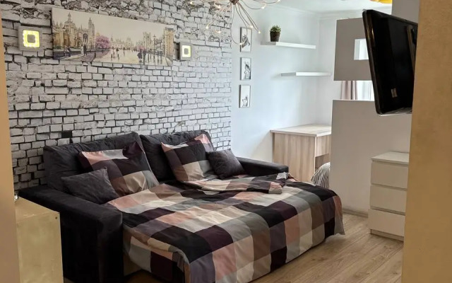 V Tsentralnom Rayone Flat
