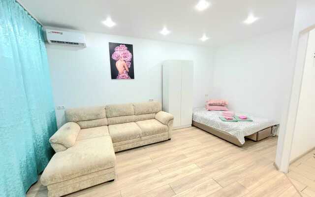 Квартира Апартаменты На 65-летия Победы 1/12