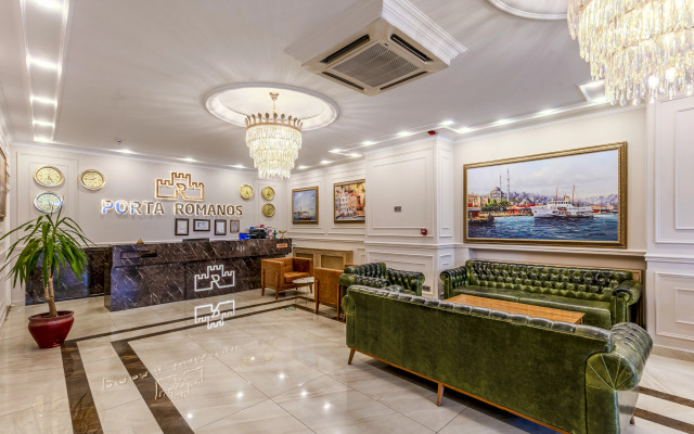 Porta Romanos Hotel