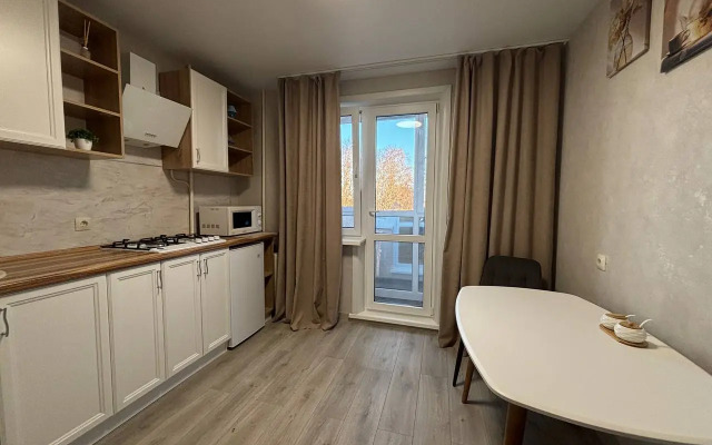 V 10 Minutakh Peshkom Ot Kremlya Flat
