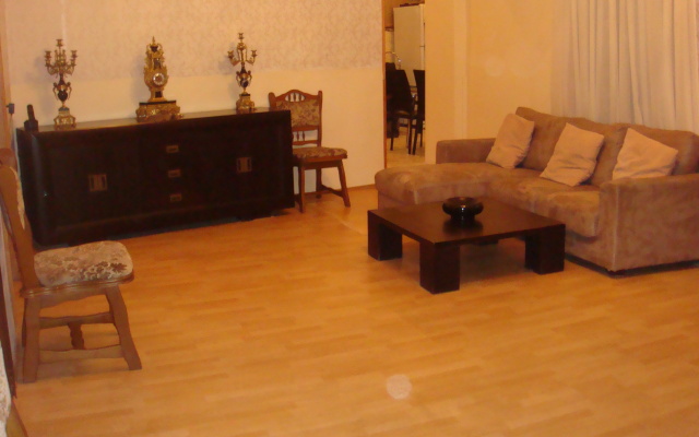 Barnovi 8 Apartments