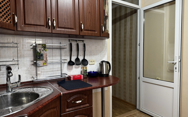 Odnokomnatnaja rjadom s Klinikoj 3Z Flat