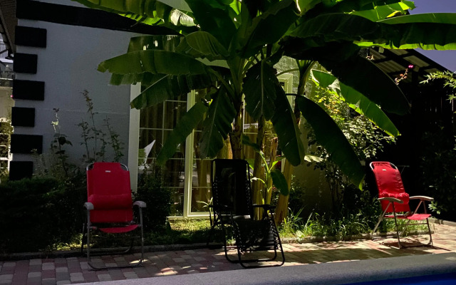Ray V Shalashe Guest house