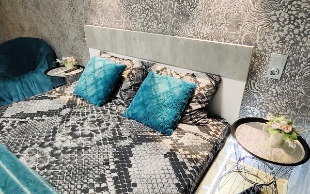 U Dendrarija s vidom na zakaty Flat