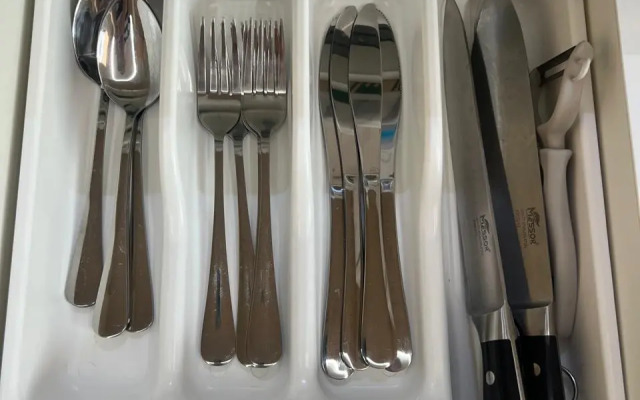 Chetyryokhmestnye apartamenty s balkonom ı basseynom na territorii Apartments