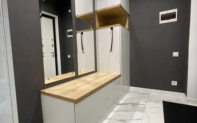 Dvukhkomnatnaya Vozle Metro Grushevskaya Flat