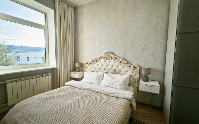 Tsentr Legendarny Dom Pod Shpilem | Ogromnaya Tryoshka Apartments