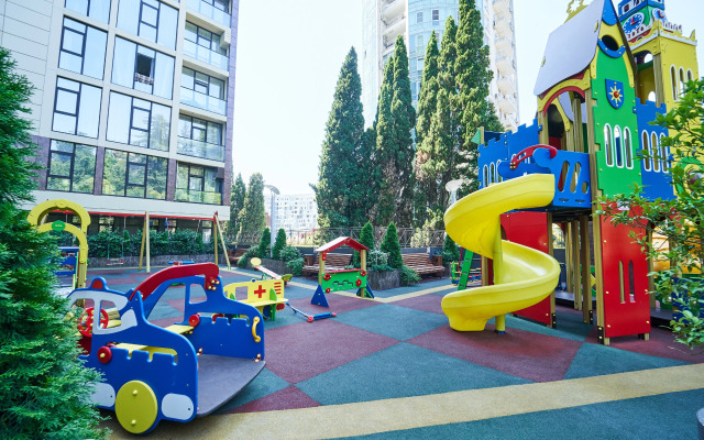 Apartments S Basseynom V Tsentre Sochi