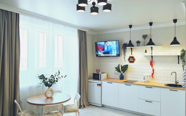 U TTs Kristall Mendeleeva 2 Flat