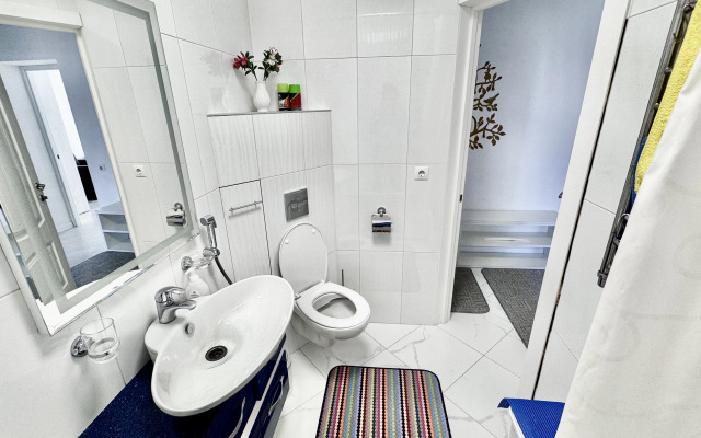 Квартира 2-комнатная на набережной